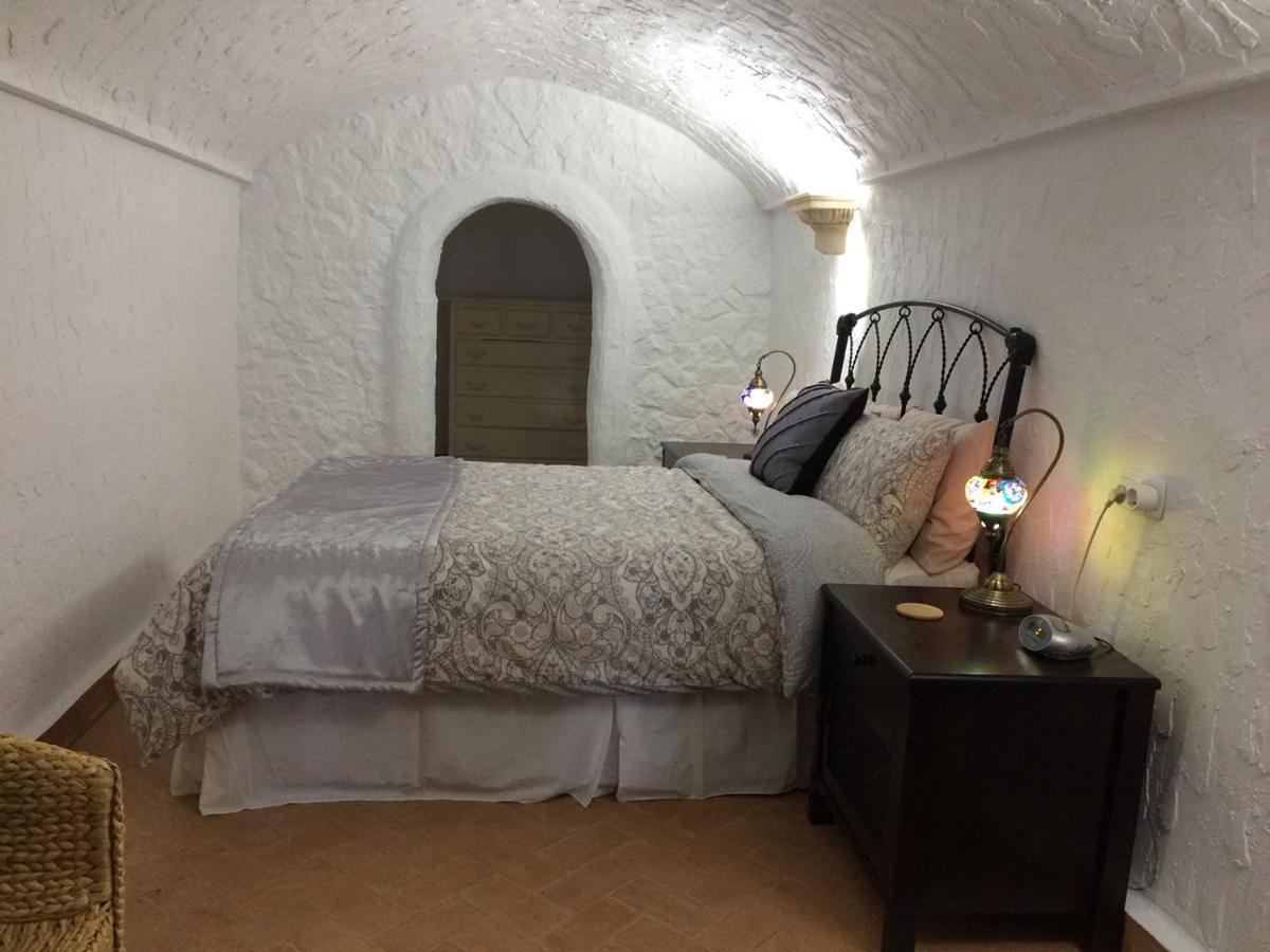Cueva Romana, Adults Only Cave House Cuevas del Campo Ngoại thất bức ảnh